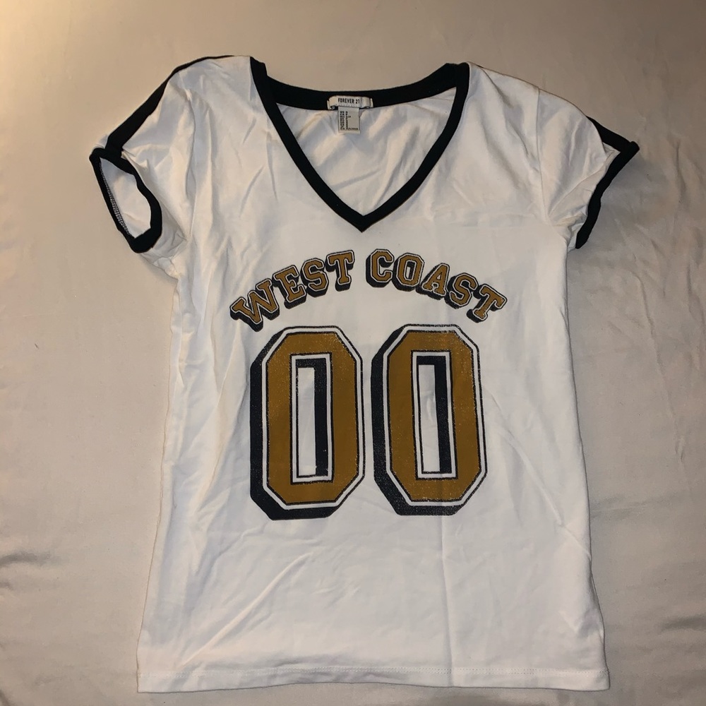 Forever 21 Graphic Tee Shirt